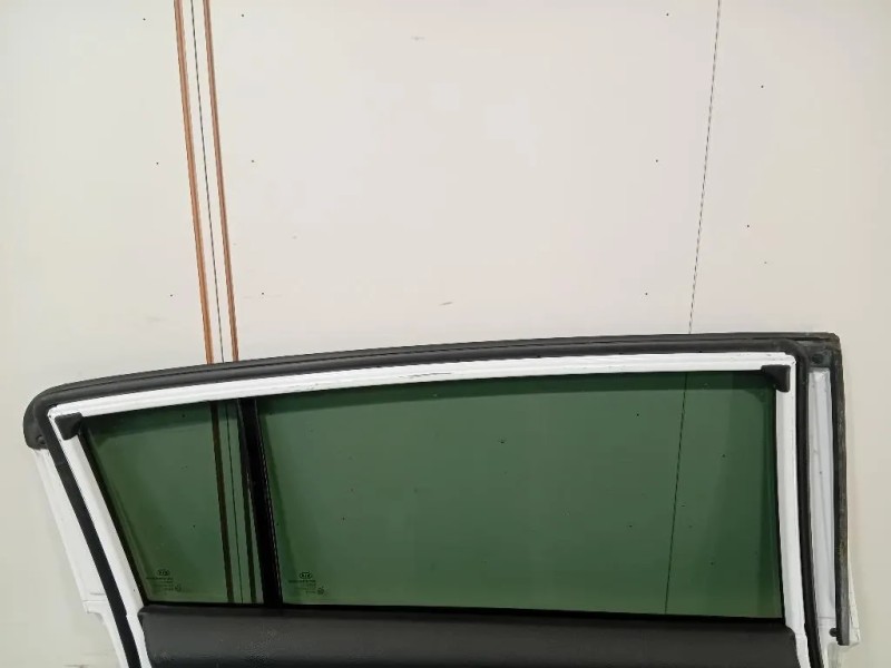 Porta POST SX 770033W010 Kia Sportage III 2010