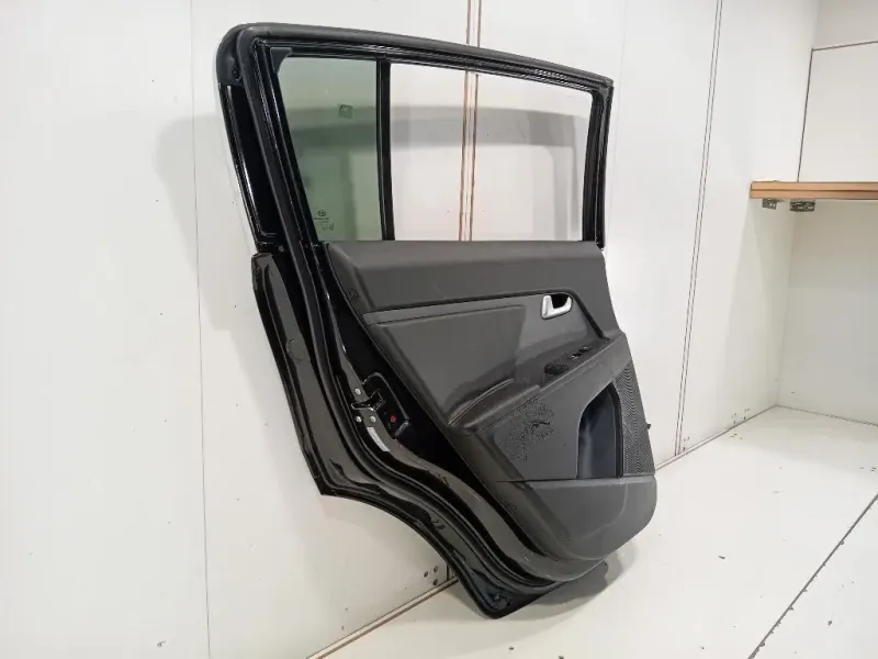 Porta POST SX 770033W010 Kia Sportage III 2010