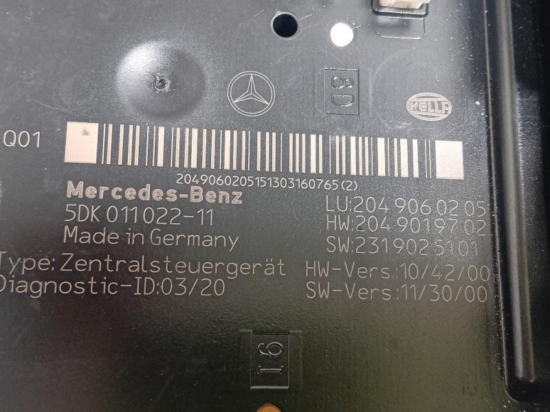 Scatola Fusibili 2049060205 Mercedes Classe C W204 2011