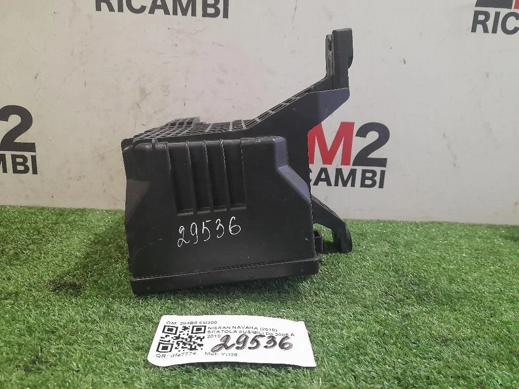 Scatola Fusibili 284B8 EB300 Nissan Navara 2010