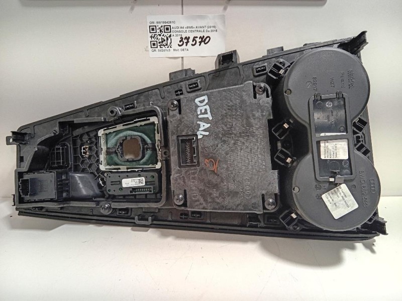 Console Centrale 8W1864261C Audi A4 8W5 Avant 2015