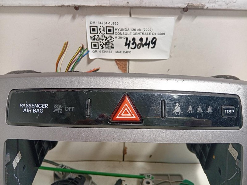 Console Centrale 84704-1J630 Hyundai I20 I 2009