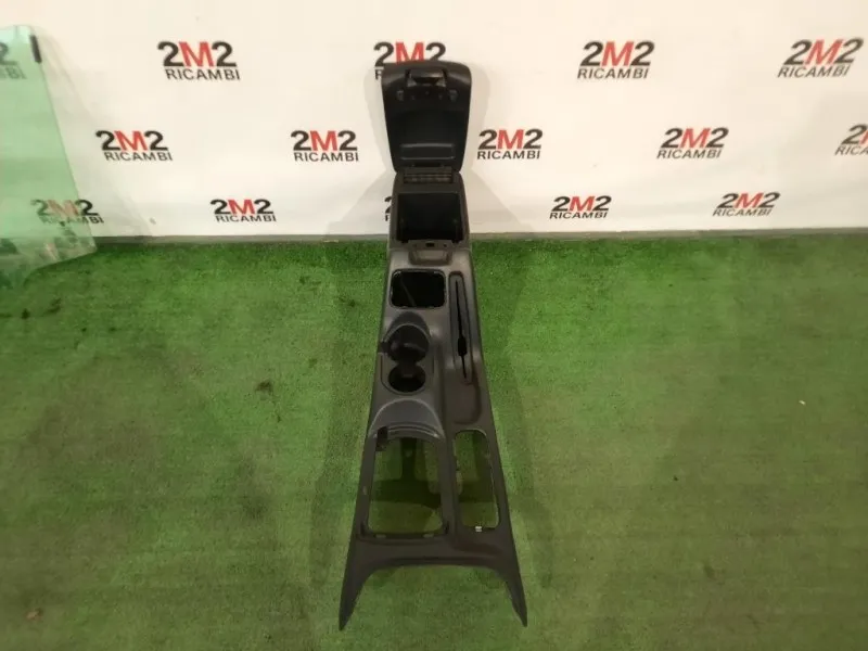 Console Centrale K0WD851DVAB Jeep Cherokee III 2002