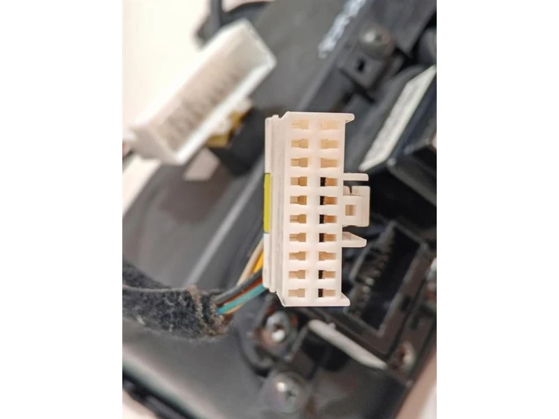 Console Centrale 84630-3UBA0 Kia Sportage III 2010