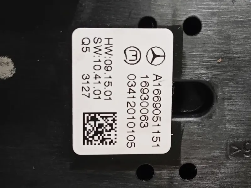 Console Centrale A166 680 1817 Mercedes Classe ML W166 2012