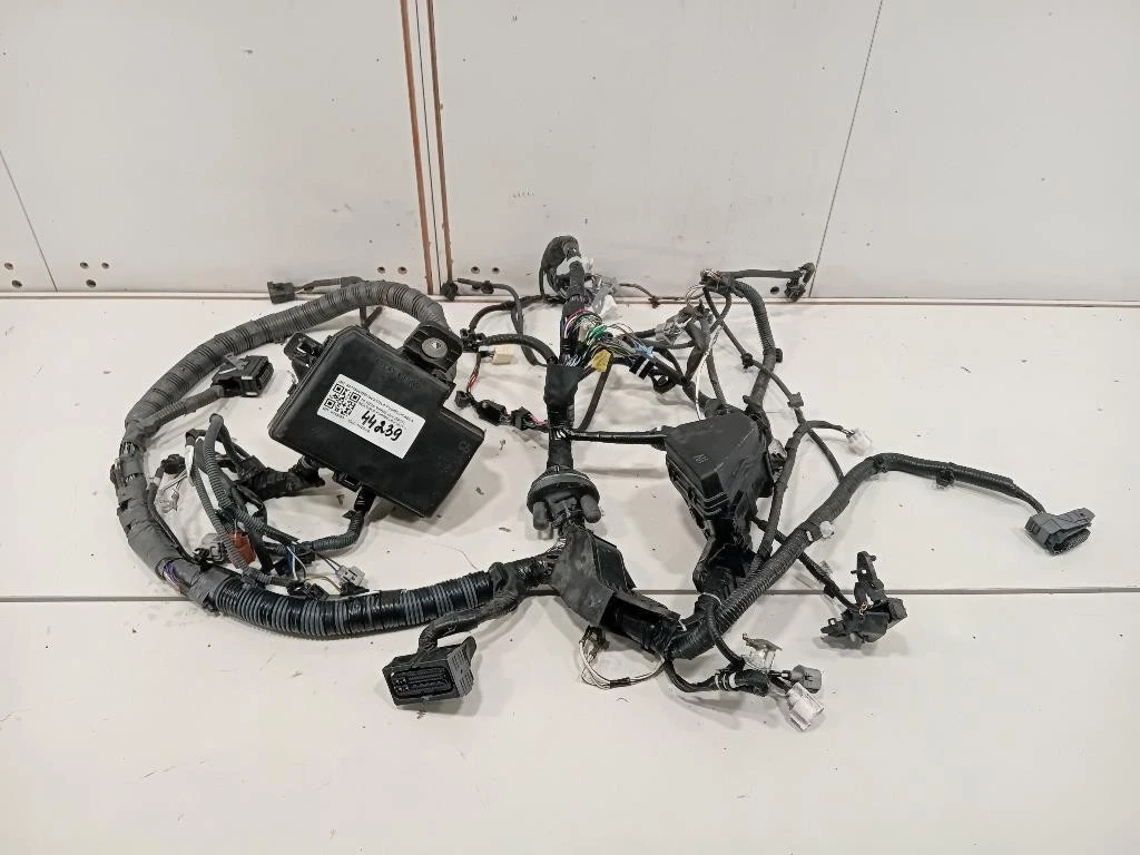 Scatola Fusibili 821150DQ20SCATOLA FUSIBILI+CABLAGIGIO Toyota Yaris IV 2017