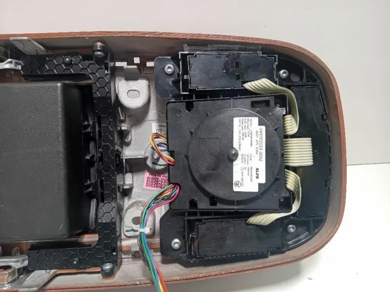 Console Centrale CONSOLE CENTRALE Mercedes Classe S W221 2006