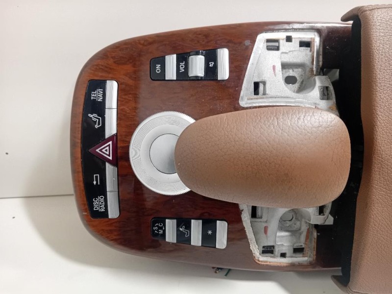 Console Centrale CONSOLE CENTRALE Mercedes Classe S W221 2006