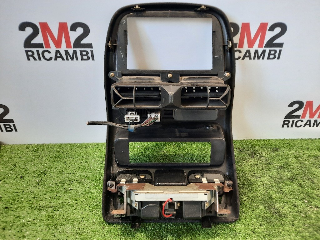Console Centrale 68260VJ200 Nissan Navara 2005