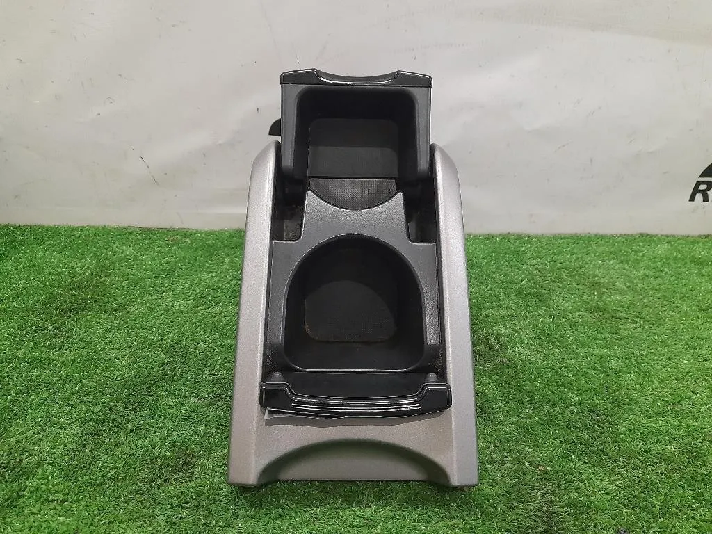 Console Centrale 1A8C1-009G Toyota Prius II 2009