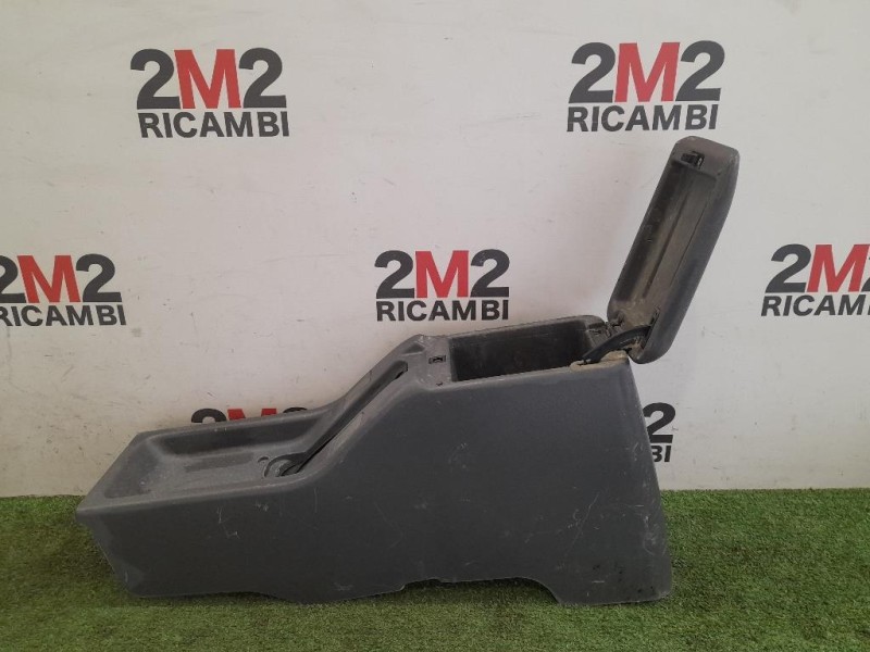 Console Centrale POST MR117627 Mitsubishi L200 II 1997