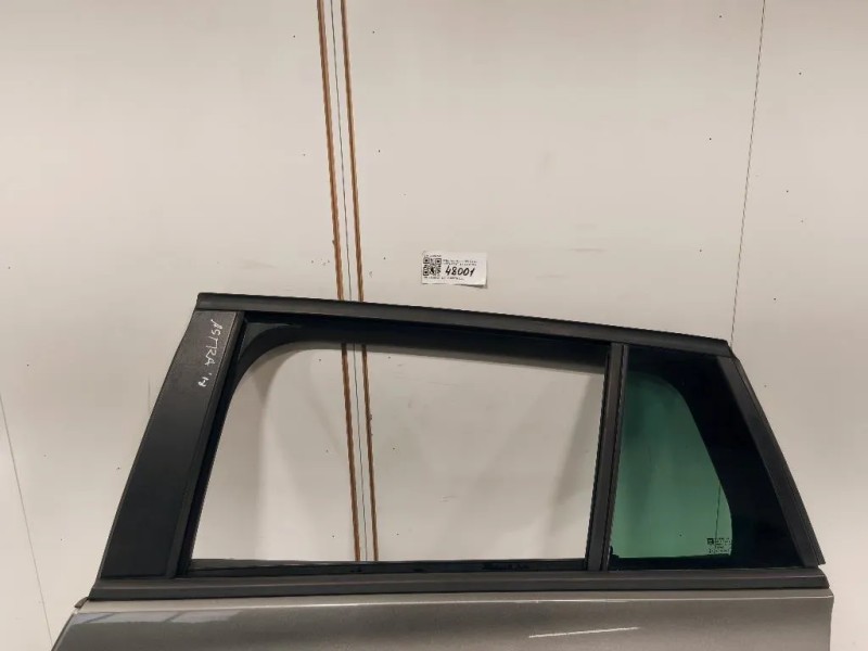 Porta POST SX 39094745 Opel Astra K SW 2016