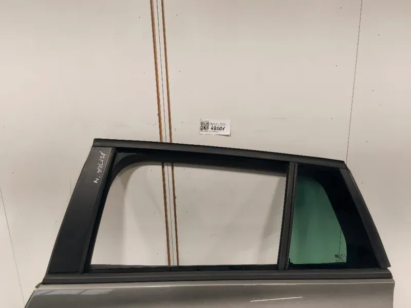 Porta POST SX 39094745 Opel Astra K SW 2016