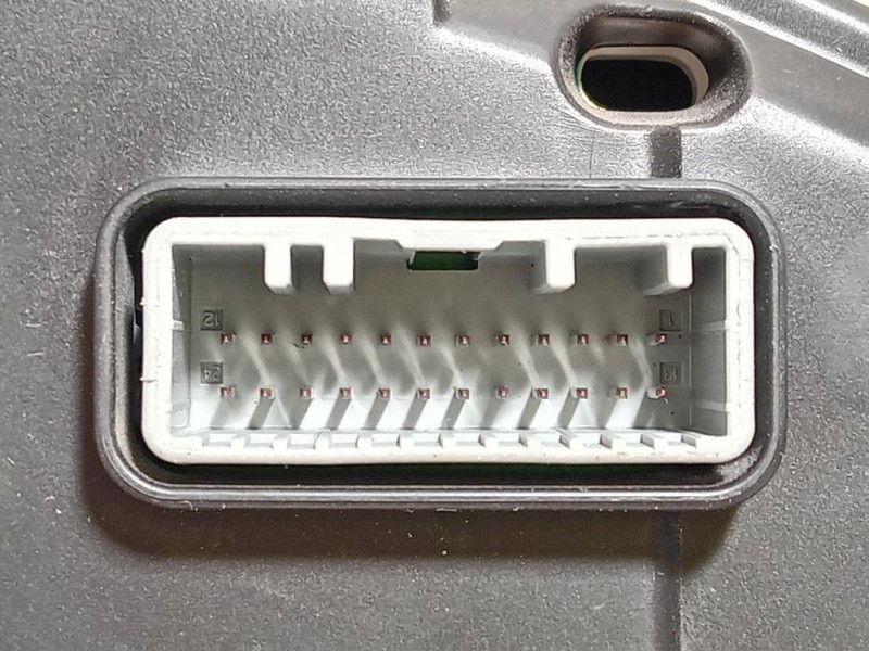 Contachilometri 28118012-3 Opel Movano B 2010