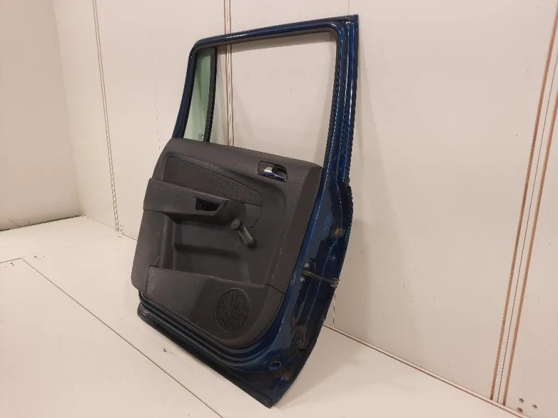 Porta POST SX 13203015 Opel Zafira B 2005