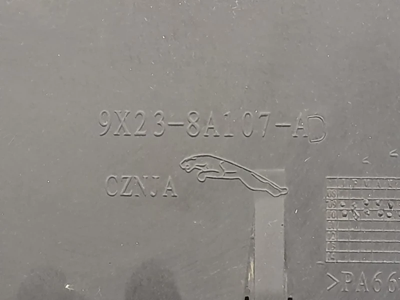 Convogliatore ARIA 8X238A107AD Jaguar XF I 2011