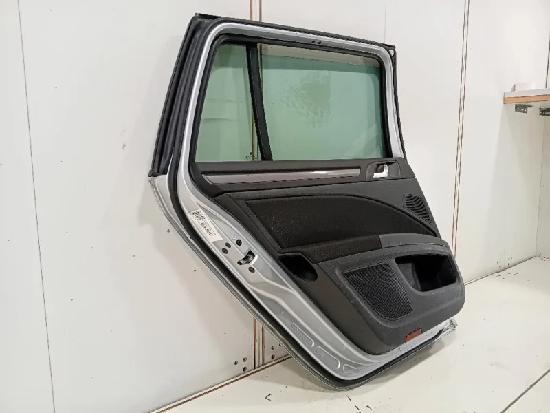 Porta POST SX 3T9833055 Skoda Superb 3T5 SW 2013