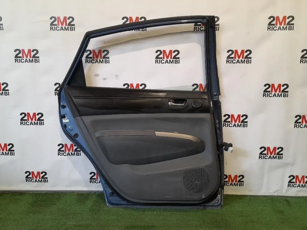 Porta POST SX 6700447080 Toyota Prius II 2009