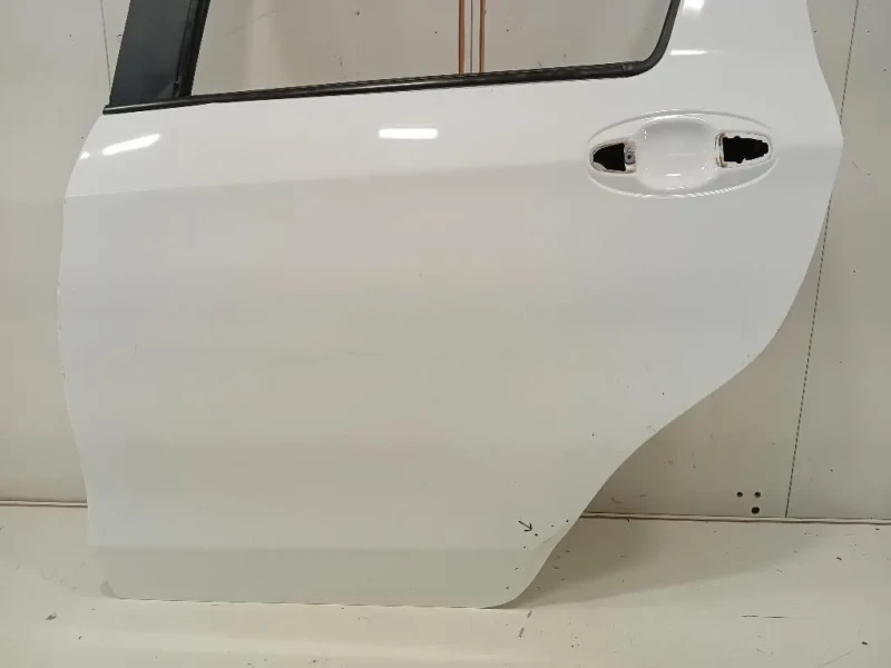 Porta POST SX PORTA POST SX Toyota Yaris IV 2017