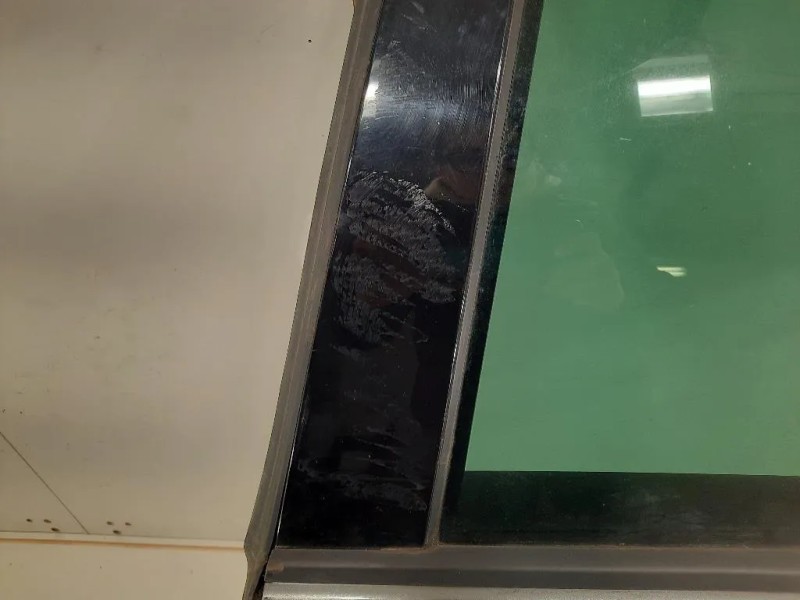 Porta POST SX 5K6833055K Volkswagen GOLF VI 2009