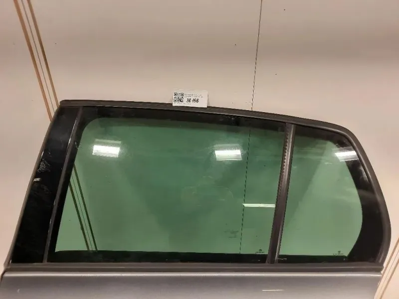 Porta POST SX 5K6833055K Volkswagen GOLF VI 2009