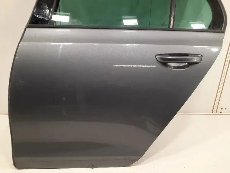 Porta POST SX 5K6833055K Volkswagen GOLF VI 2009