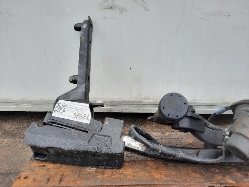 Coperchio Centrale Gancio Traino Paraurti POST 8W0092157 GANCIO TRAINO POSTERIORE COMPLETO Audi A4 8W5 Avant 2015