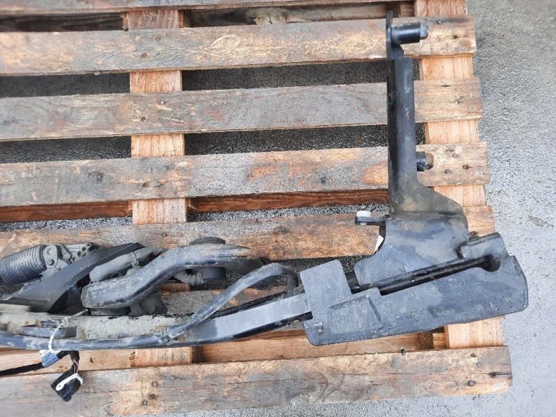 Coperchio Centrale Gancio Traino Paraurti POST 8W0092157 GANCIO TRAINO POSTERIORE COMPLETO Audi A4 8W5 Avant 2015