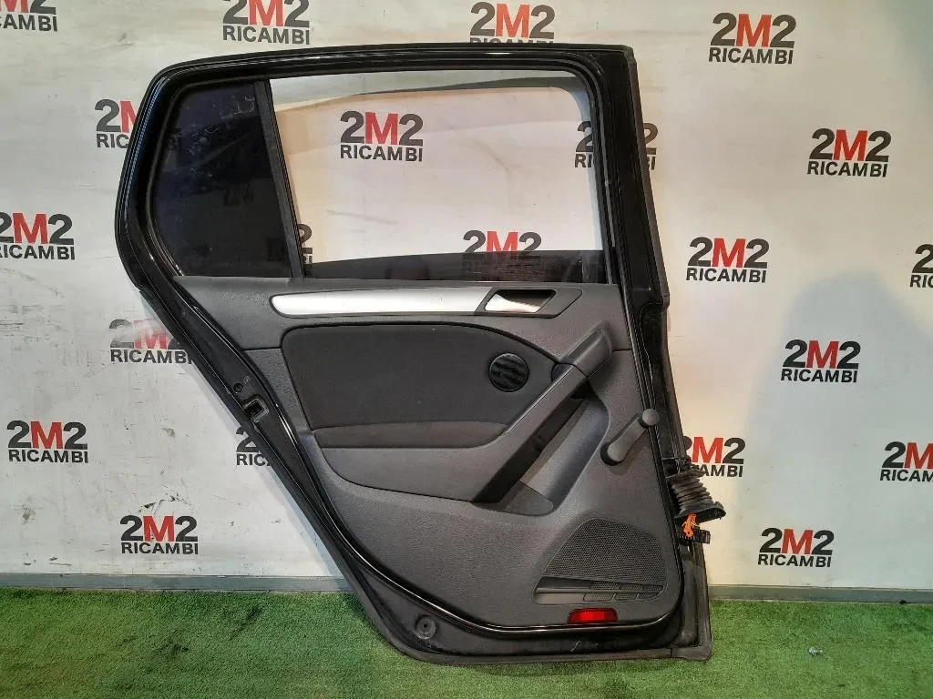 Porta POST SX 5K6833055K Volkswagen GOLF VI 2009