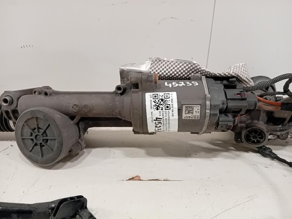 Porta POST SX 5K6833055K Volkswagen GOLF VI 2009