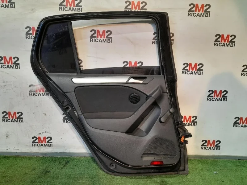 Porta POST SX 5K6833055K Volkswagen GOLF VI 2009