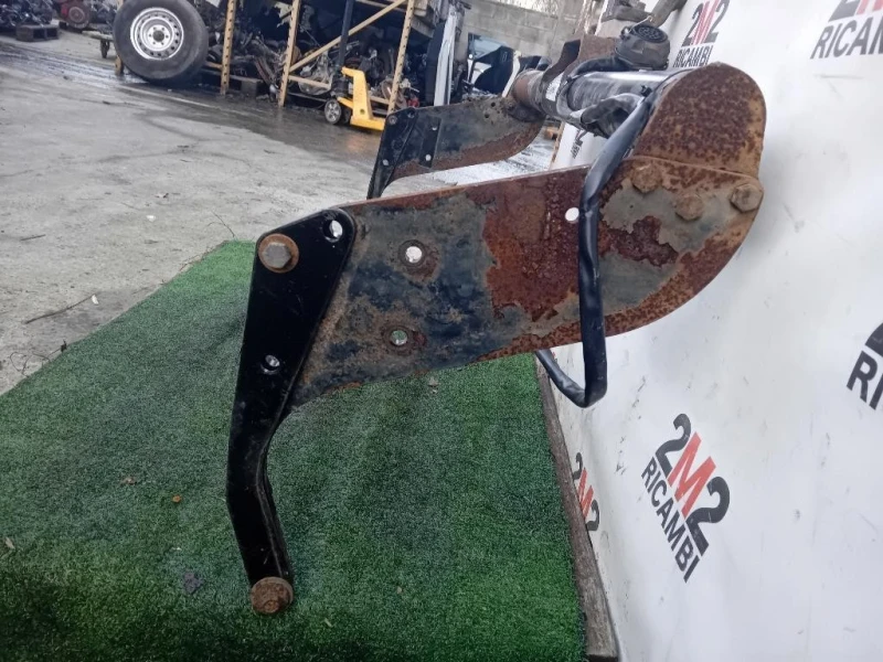 Coperchio Centrale Gancio Traino Paraurti POST COPERCHIO CENTRALE GANCIO TRAINO PARAURTI POST Ford Ranger IV 2012