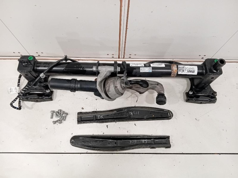 Coperchio Centrale Gancio Traino Paraurti POST A1663100837 Mercedes Classe GLE W166 2015