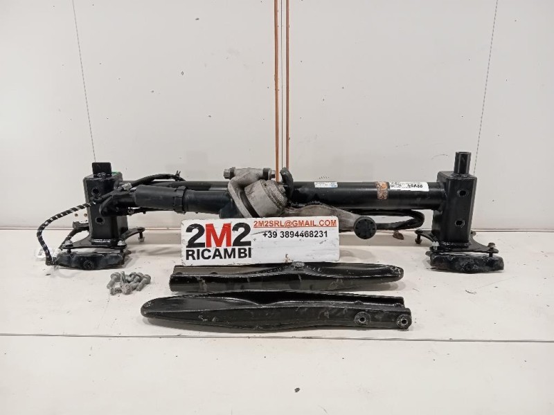 Coperchio Centrale Gancio Traino Paraurti POST A1663100837 Mercedes Classe GLE W166 2015