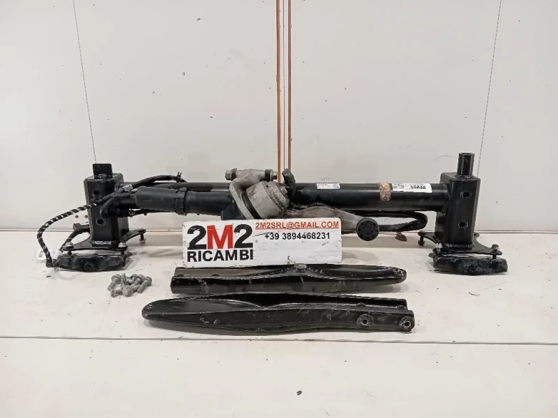 Coperchio Centrale Gancio Traino Paraurti POST A1663100837 Mercedes Classe GLE W166 2015