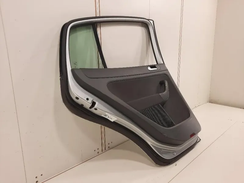 Porta POST SX 5M0833105B Volkswagen GOLF PLUS I 2004