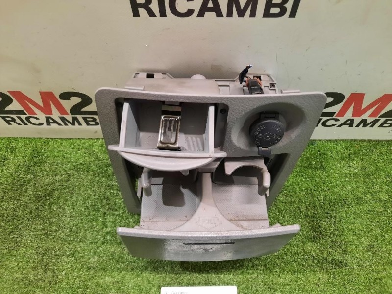 Coperchio Console Centrale POST 846513E000 Kia Sorento II 2006