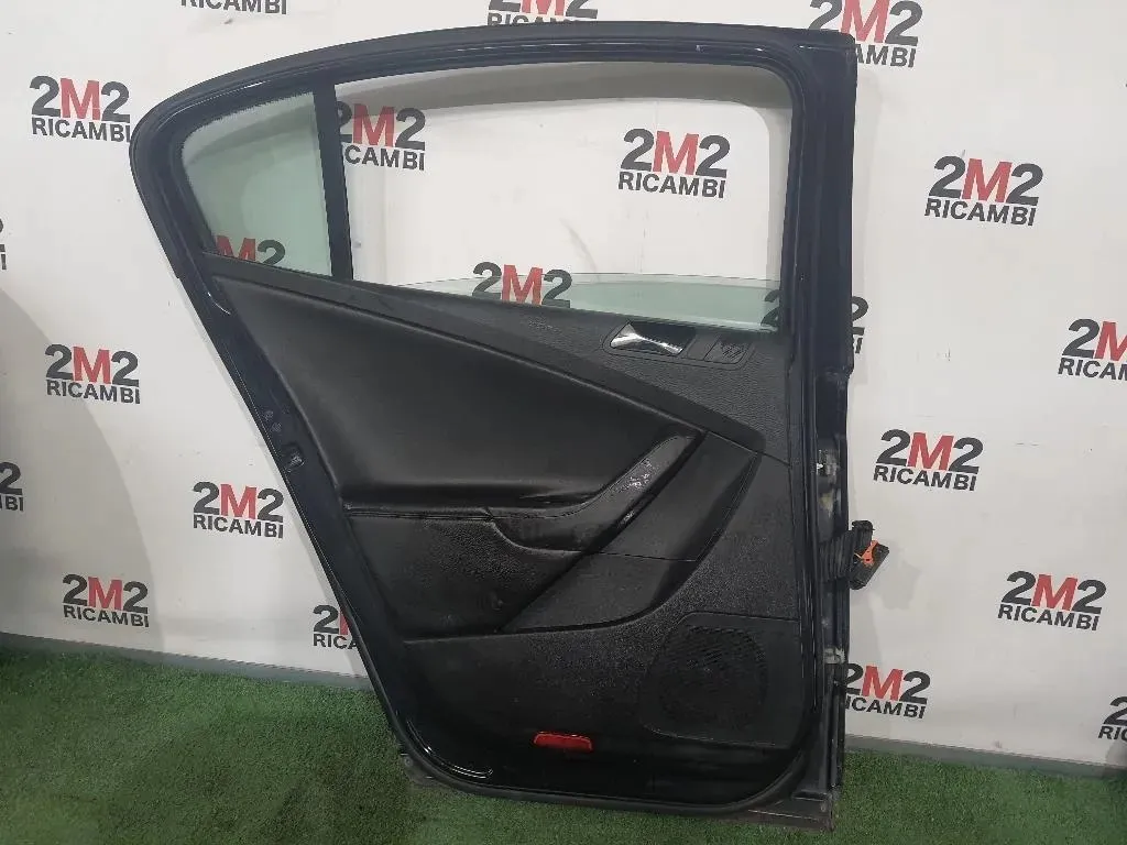 Porta POST SX NUDA 3C5833055H Volkswagen Passat V 2005