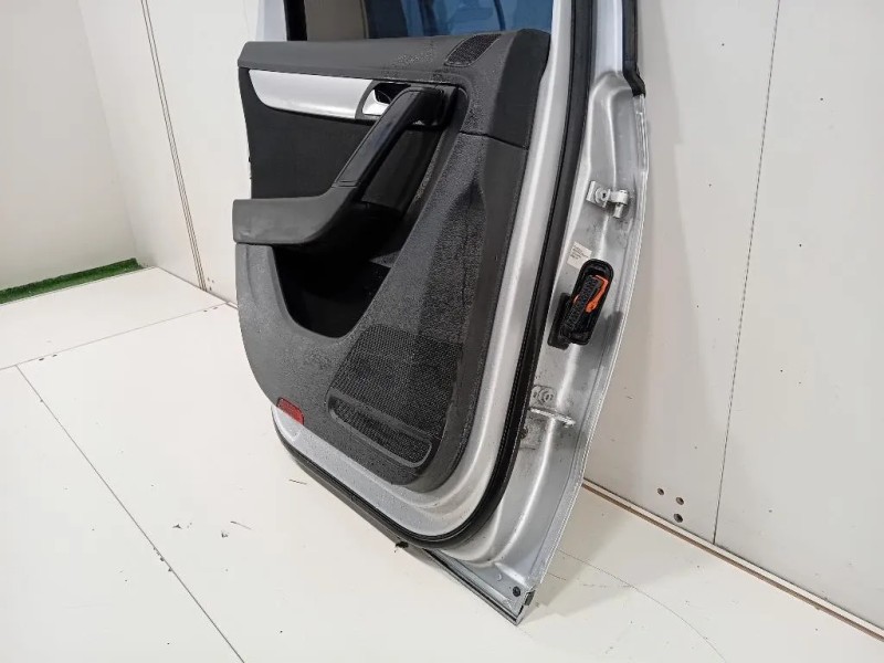 Porta POST SX 3C9833055D Volkswagen Passat VI 2011