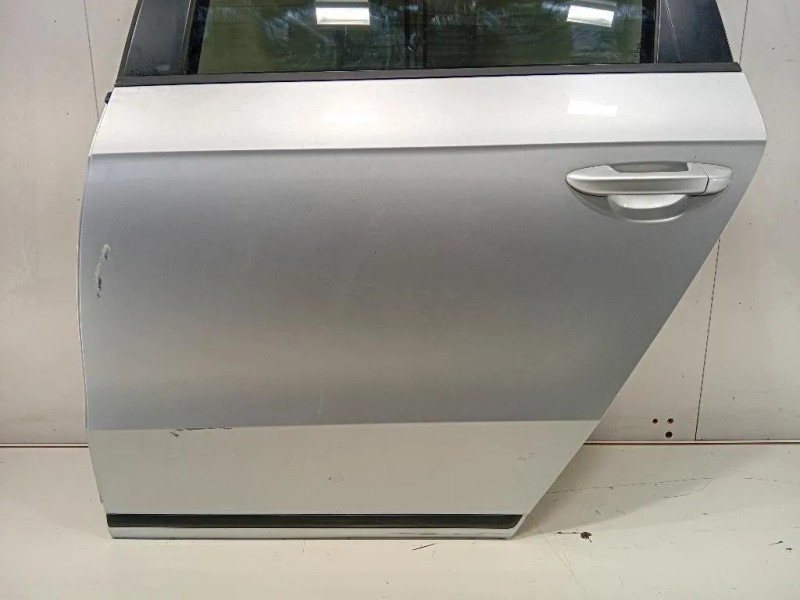 Porta POST SX 3C9833055D Volkswagen Passat VI 2011