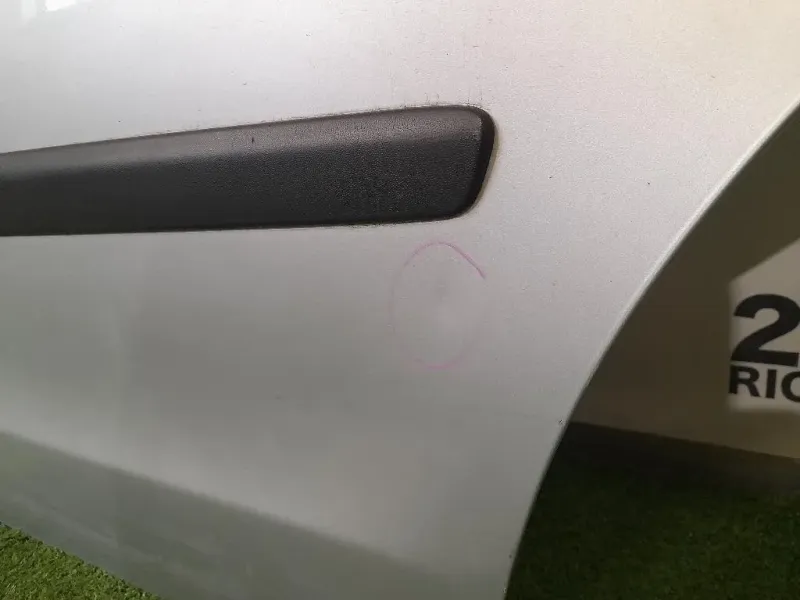 Porta POST SX 6Q6833055H Volkswagen POLO IV 2002