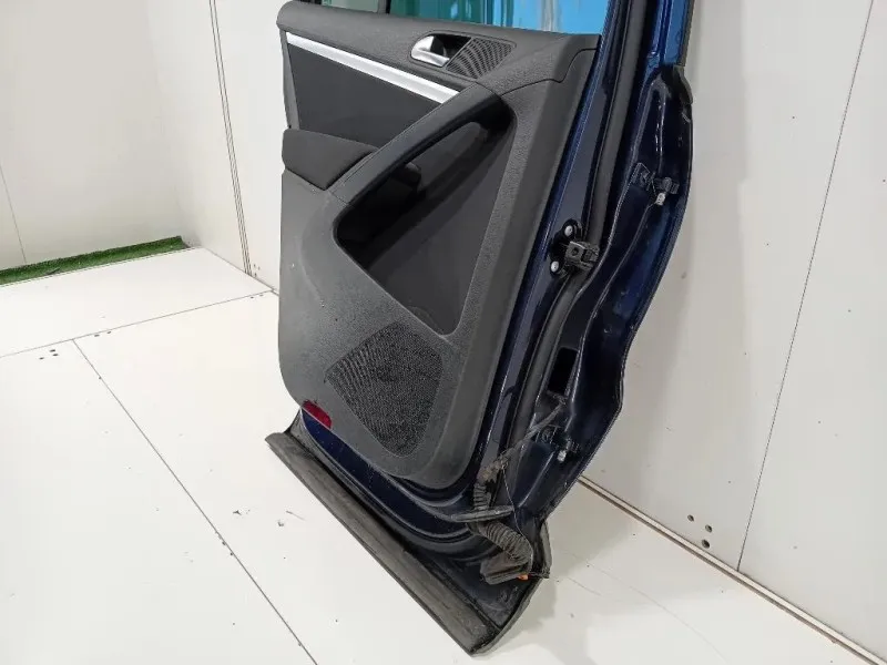 Porta POST SX 5N0833055A Volkswagen Tiguan I 2011