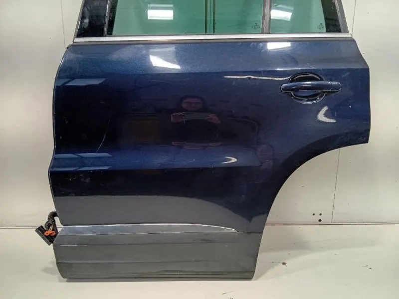 Porta POST SX 5N0833055A Volkswagen Tiguan I 2011