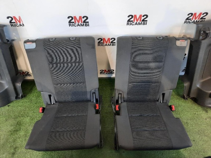 Sedile Completo POST 1T0885502A07N Volkswagen Touran II 2007