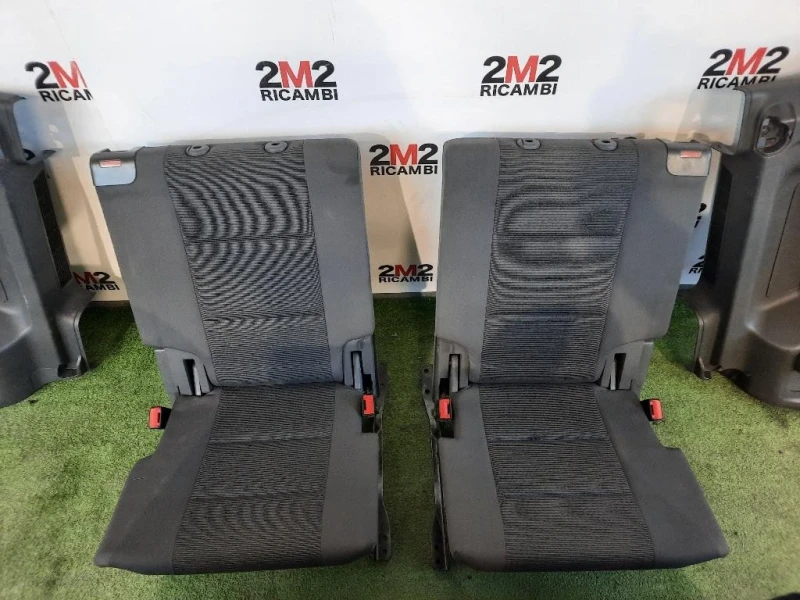 Sedile Completo POST 1T0885502A07N Volkswagen Touran II 2007