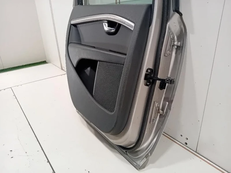 Porta POST SX 31335625 Volvo V70 III 2013