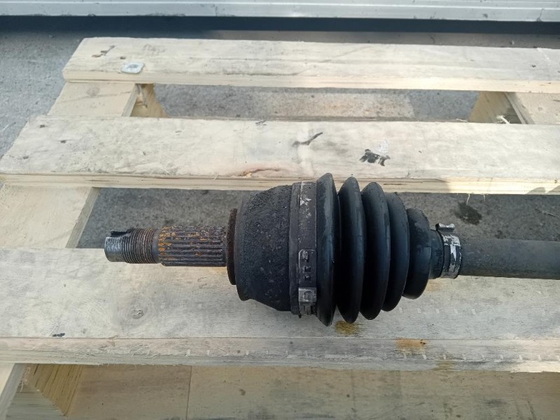Copertura Interna Griglia Radiatore SUP ANT J7BB 16E146 CC Ford KA+ 2016