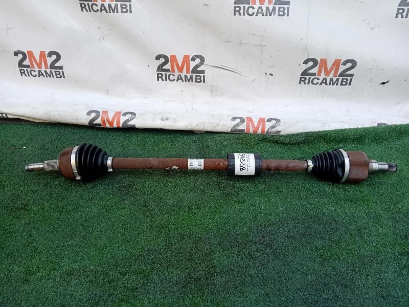 Copertura Interna Griglia Radiatore SUP ANT 16681-36021 Mercedes Classe C W205 2014