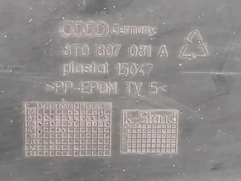 Copertura Interna Griglia Radiatore ANT 8T0 807 081 A Audi A5 8T3 2008