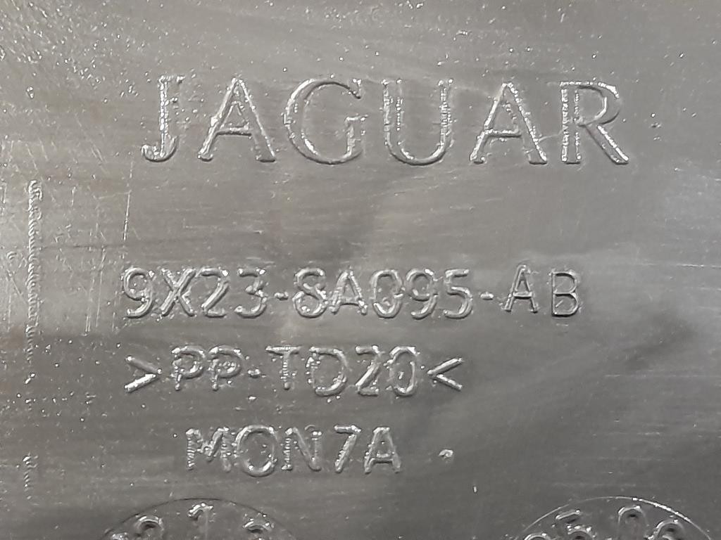 Copertura Interna Griglia Radiatore ANT 9X238A095AB Jaguar XF I 2008